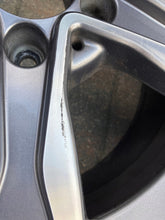 Laden Sie das Bild in den Galerie-Viewer, 1x Alufelge 17 Zoll 7.0" 5x112 48 5ET A2054010800 Mercedes-Benz W205 Rim Wheel FEL4326370828bp