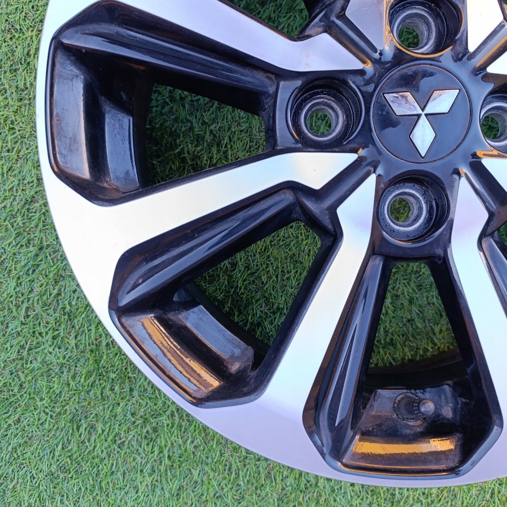 1x Alufelge 15 Zoll 5.0" 4x100 Mitsubishi Space Star Colt I Rim Wheel FEL3261844644jh