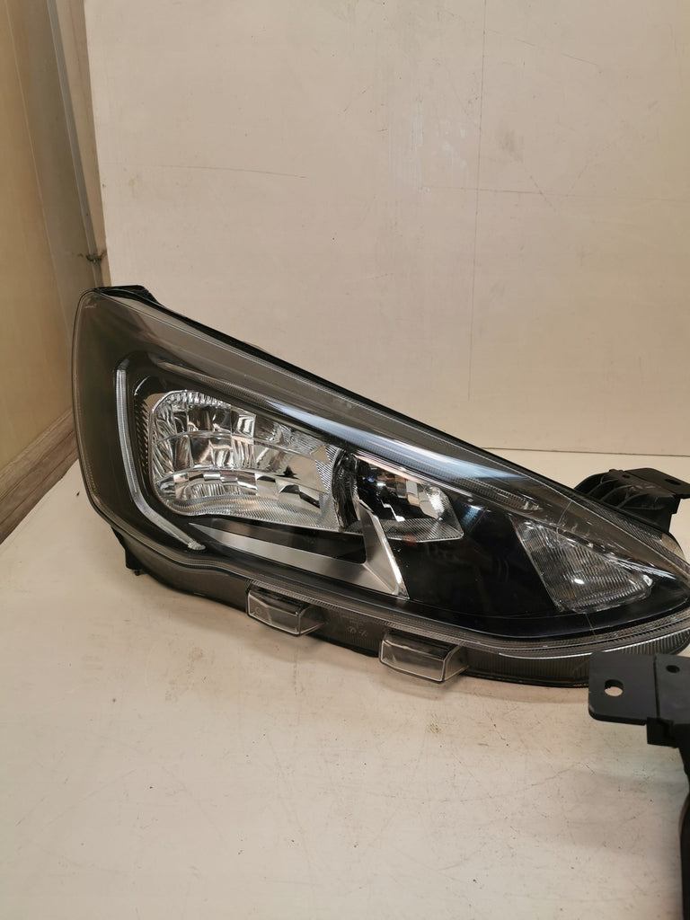 Frontscheinwerfer Ford Focus MX7B-13E014-CC Full LED Rechts oder Links