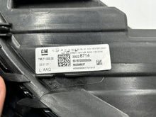 Laden Sie das Bild in den Galerie-Viewer, Frontscheinwerfer Opel Astra 39228714 Links Scheinwerfer Headlight SCH8153873658yc
