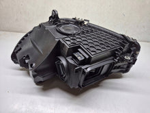 Laden Sie das Bild in den Galerie-Viewer, Frontscheinwerfer Mercedes-Benz W206 A2069064003 Rechts Scheinwerfer Headlight SCH5260385040ec