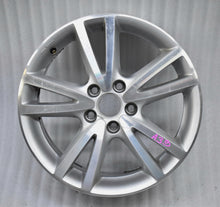 Laden Sie das Bild in den Galerie-Viewer, 1x Alufelge 17 Zoll 7.0&quot; 5x112 54ET Glanz Silber 1K5071497 VW Golf V Plus