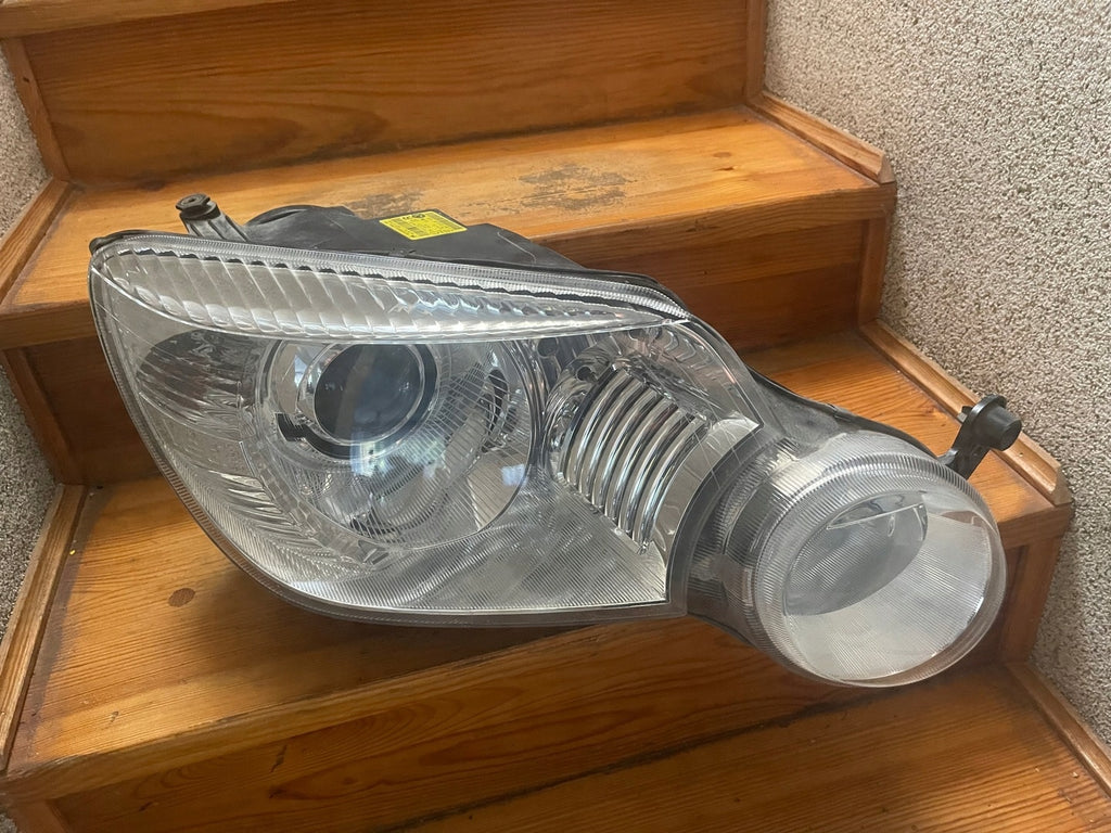 Frontscheinwerfer Skoda Yeti 5L1941016 Rechts Scheinwerfer Headlight