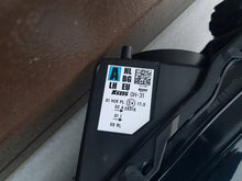 Laden Sie das Bild in den Galerie-Viewer, Frontscheinwerfer Toyota Aygo X Ein Satz Scheinwerfer Headlight SCH7490371762zh
