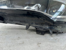 Load image into Gallery viewer, Frontscheinwerfer Opel Astra 39158005 Links Scheinwerfer Headlight