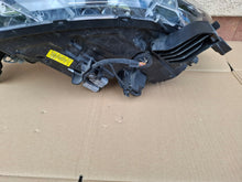 Laden Sie das Bild in den Galerie-Viewer, Frontscheinwerfer Mitsubishi Outlander III 4BX15 8301C8-63 LED Links Headlight