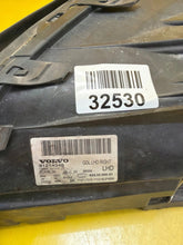 Laden Sie das Bild in den Galerie-Viewer, Frontscheinwerfer Volvo S80 V70 III 31214348 Xenon Rechts Scheinwerfer Headlight SCH6943995752wi