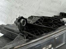 Load image into Gallery viewer, Frontscheinwerfer Mercedes-Benz Vito W447 A4479067700 Links Headlight SCH9096077270wc