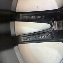 Laden Sie das Bild in den Galerie-Viewer, 1x Alufelge 19 Zoll 8.0" 5x112 27ET 8090094 8089892 BMW 1 Rim Wheel FEL8376230273rw