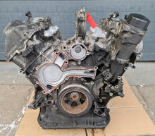 Load image into Gallery viewer, Motor Mercedes-Benz W220 113960 5.0 2001 Benzin Engine Unkomplett