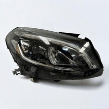 Laden Sie das Bild in den Galerie-Viewer, Frontscheinwerfer Mercedes-Benz W246 A2469066201 LED Rechts Headlight