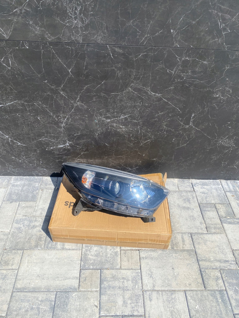 Frontscheinwerfer Renault Captur 260105066R Rechts Scheinwerfer Headlight SCH5058913522iz