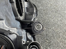 Laden Sie das Bild in den Galerie-Viewer, Frontscheinwerfer VW T6 7L1941035B Links Scheinwerfer Headlight