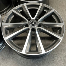Load image into Gallery viewer, 4x Alufelge 18 Zoll 7.5" 5x112 52ET Glanz Schwarz A2464010800 Mercedes-Benz FEL4798159264bi