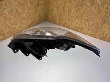 Laden Sie das Bild in den Galerie-Viewer, Frontscheinwerfer Toyota Yaris 8113002A40 Rechts Scheinwerfer Headlight SCH8138657746mv