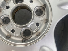 Load image into Gallery viewer, 1x Alufelge 16 Zoll 6.5" 4x100 48ET Glanz Silber Mini R50 Rim Wheel FEL2356997270lu
