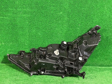 Laden Sie das Bild in den Galerie-Viewer, Frontscheinwerfer Honda Hr-V CSC21194 FALSE Scheinwerfer Headlight SCH5551742292ij