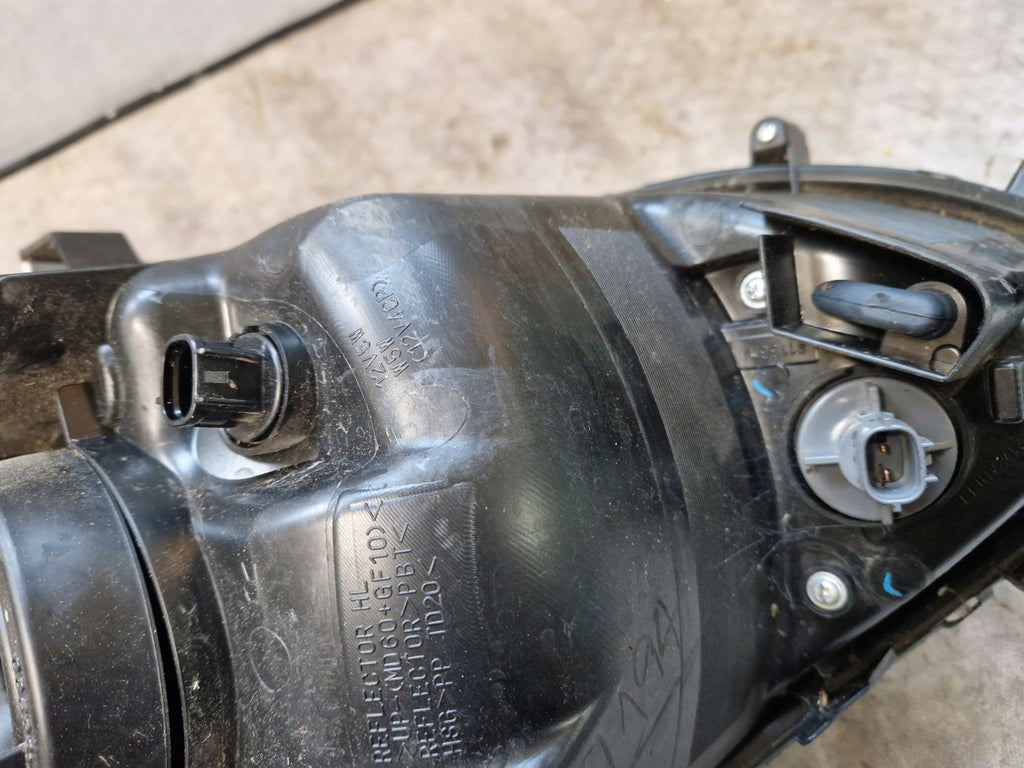 Frontscheinwerfer Mitsubishi 8301C194 Rechts Scheinwerfer Headlight SCH1795296197as