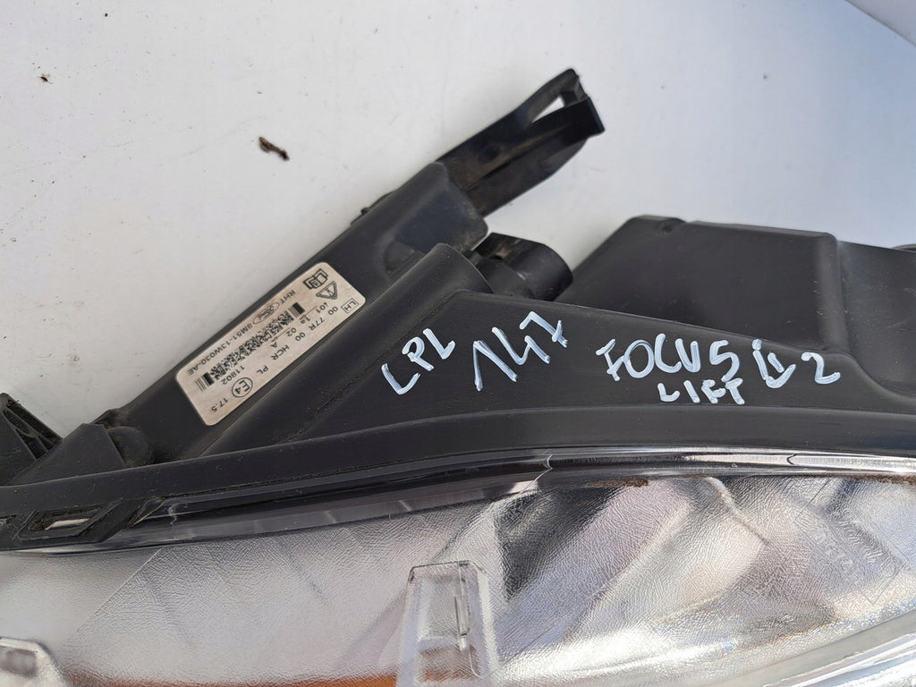 Frontscheinwerfer Ford Focus 8M5113W030AE Links Scheinwerfer Headlight SCH6647256793ag