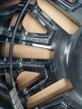 Laden Sie das Bild in den Galerie-Viewer, 1x Alufelge 19 Zoll 7.5&quot; 5x110 40ET Glanz 52209241 Jeep Compass Rim Wheel