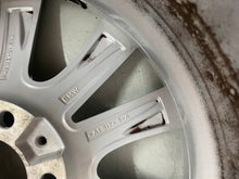 Load image into Gallery viewer, 1x Alufelge 17 Zoll 8.0" 5x120 30ET Glanz Silber 6780720 BMW F11 F06 F10 F12 FEL5058830198as