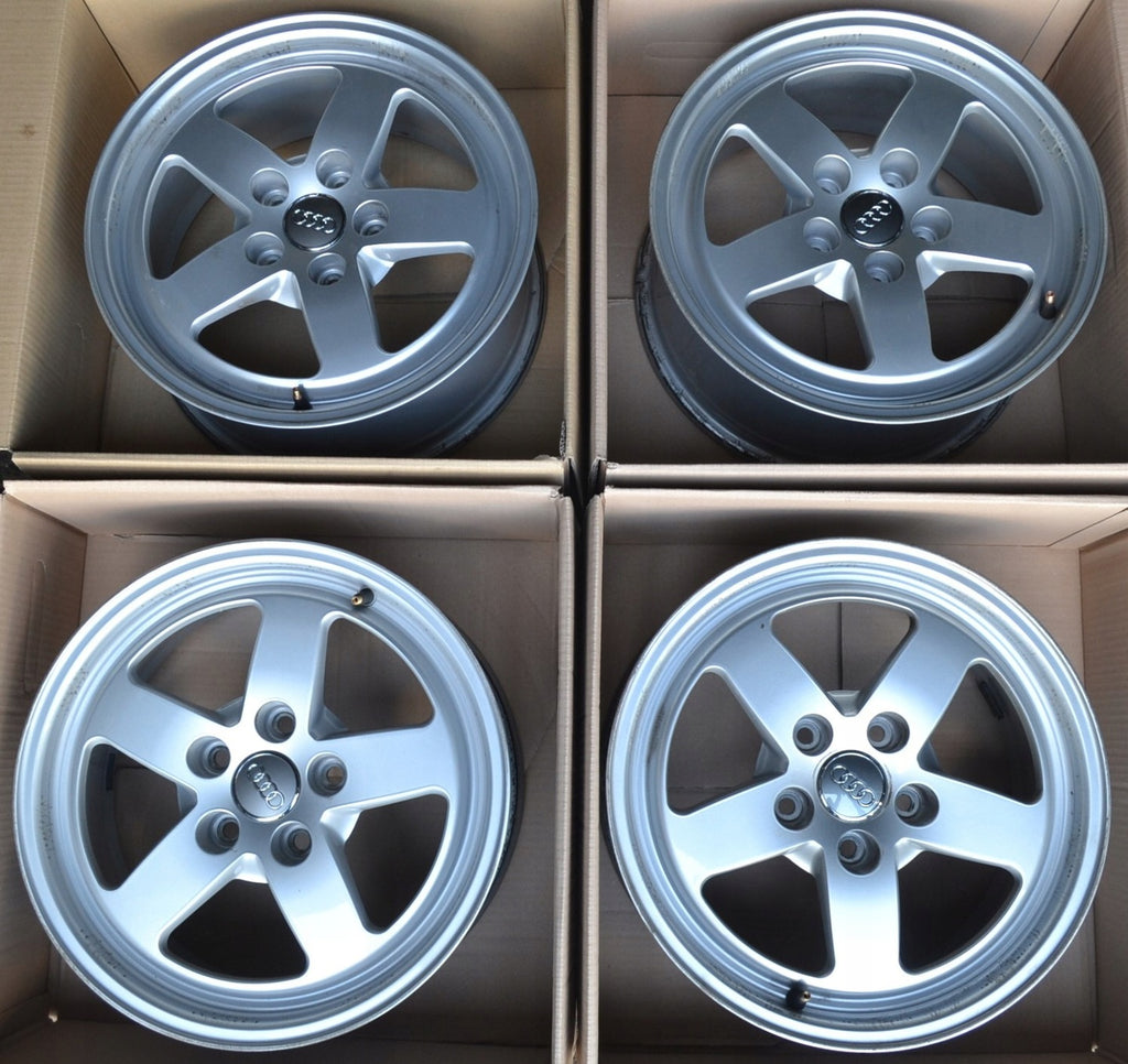 4x Alufelge 16 Zoll 7.0" 5x112 35ET Glanz Silber 8W0601025 Audi A6 A4 Rim Wheel