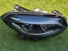 Laden Sie das Bild in den Galerie-Viewer, Frontscheinwerfer Mercedes-Benz W246 A2469066201 LED Rechts Headlight SCH7157352787ka
