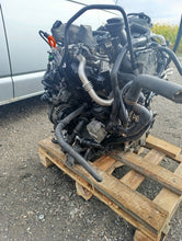 Load image into Gallery viewer, Motor VW T5 CAAC CCHA 2.0 TDI 140PS 103kW 134TKm Diesel Engine Komplett