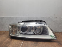 Load image into Gallery viewer, Frontscheinwerfer Audi A8 Xenon Ein Stück (Rechts oder Links) Headlight