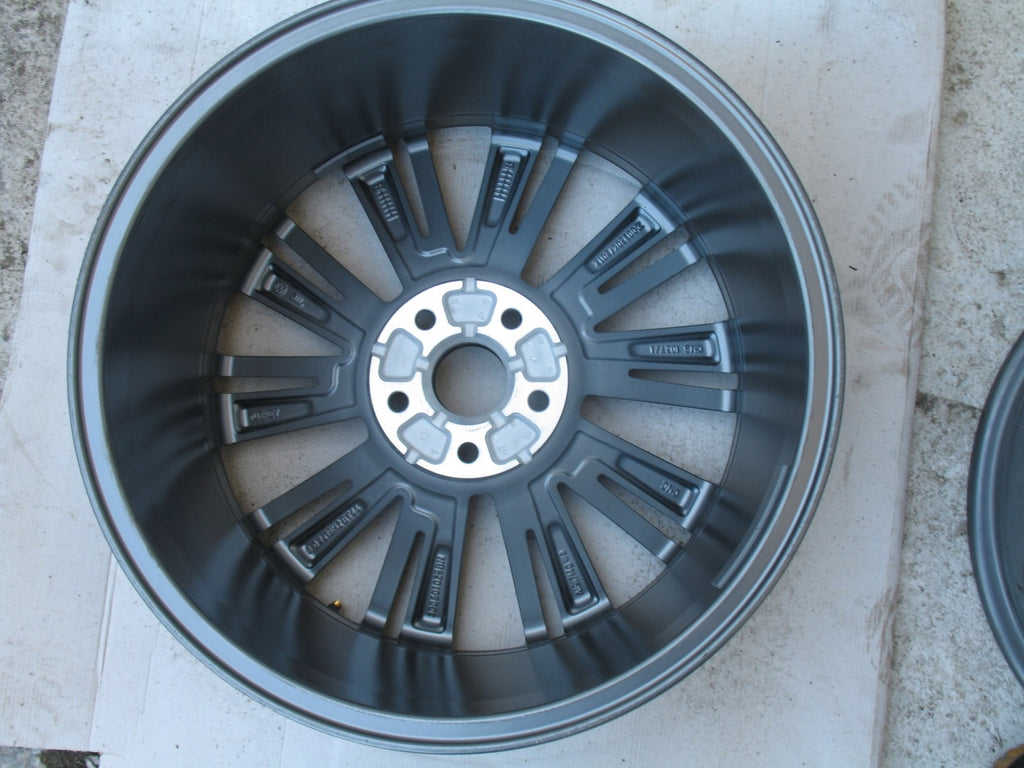 1x Alufelge 18 Zoll 8.0" 5x112 44ET Glanz Grau 3G0601025BN VW Passat B8 FEL5863153433xw