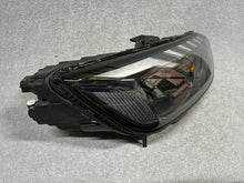 Laden Sie das Bild in den Galerie-Viewer, Frontscheinwerfer Audi 8W0941036J LED Rechts Scheinwerfer Headlight SCH2964884228qv
