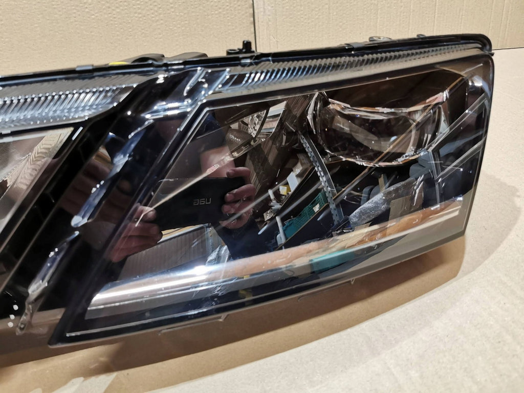 Frontscheinwerfer Skoda Octavia III 5E1941015 Links Scheinwerfer Headlight SCH7844847439uu
