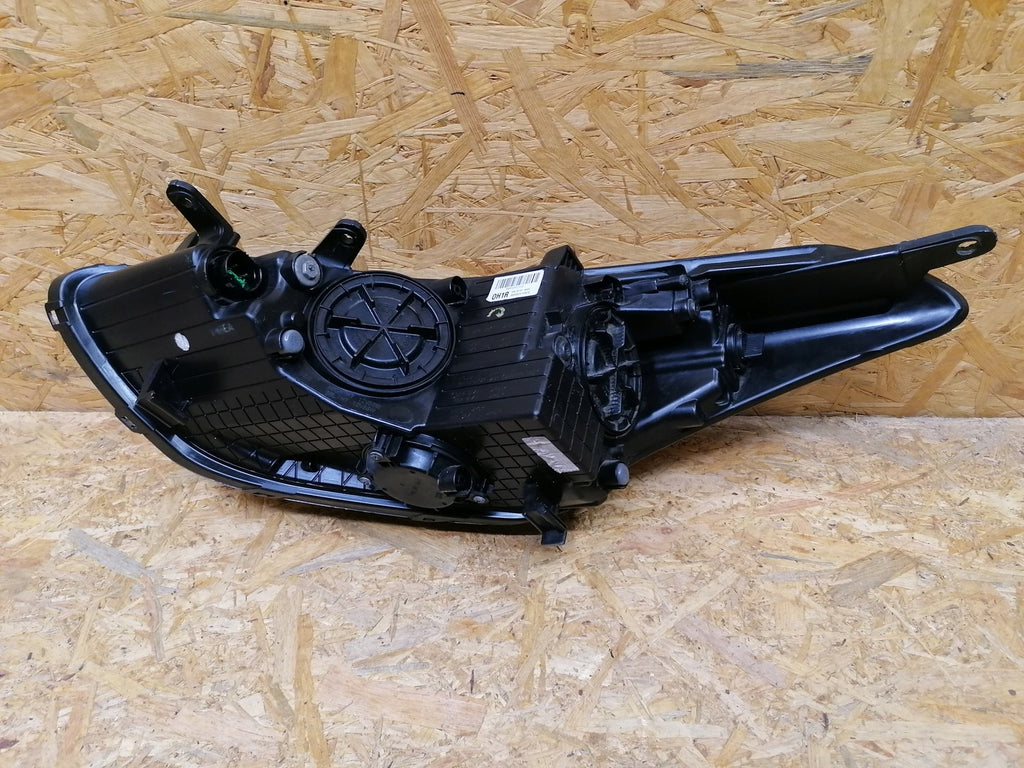 Frontscheinwerfer Hyundai I30 92102-A6020 Rechts Scheinwerfer Headlight SCH4461028404yv