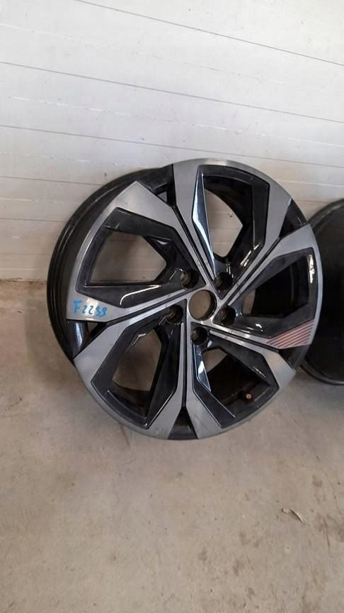 1x Alufelge 18 Zoll 7.0" 5x114.3 35ET Glanz Renault Kadjar Arkana I Rim Wheel FEL3325075226bd