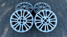 Laden Sie das Bild in den Galerie-Viewer, 4x Alufelge 17 Zoll 7.0" 4x114.3 40ET Honda I Rim Wheel FEL1270453550yw
