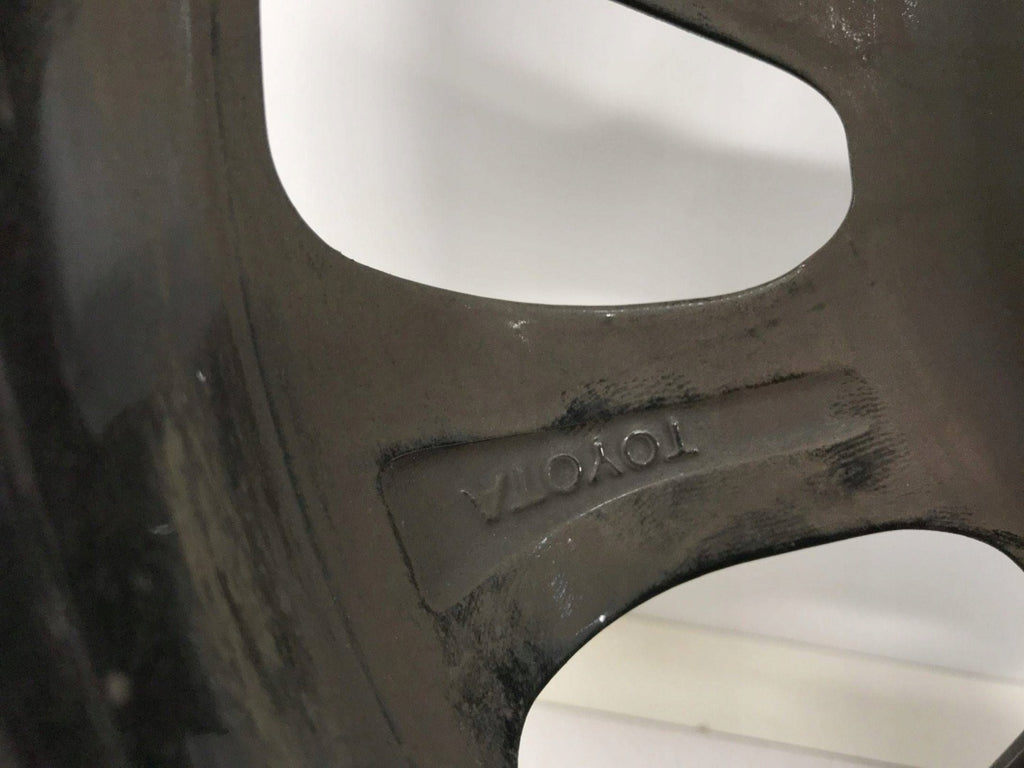 1x Alufelge 15 Zoll PW457-0H012 Toyota Aygo X Rim Wheel FEL8965134539nr