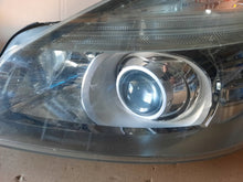 Laden Sie das Bild in den Galerie-Viewer, Frontscheinwerfer Renault Espace IV 8200394709 Xenon Links Headlight