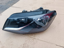 Load image into Gallery viewer, Frontscheinwerfer VW Caddy 2K1941015 Links Scheinwerfer Headlight SCH2818028819yz