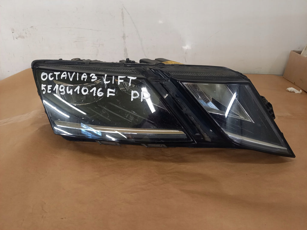 Frontscheinwerfer Skoda Octavia III 5E1941016F LED Rechts Scheinwerfer Headlight SCH2614021947sc