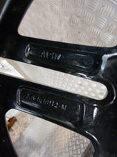 Laden Sie das Bild in den Galerie-Viewer, 1x Alufelge 18 Zoll 7.5" 5x112 44ET A2054019500 Mercedes-Benz Amg Rim Wheel FEL7198030559kq