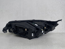 Laden Sie das Bild in den Galerie-Viewer, Frontscheinwerfer VW Transporter S741-13E014-AD Rechts Scheinwerfer Headlight SCH2307242777ur