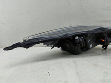 Laden Sie das Bild in den Galerie-Viewer, Frontscheinwerfer Toyota Aygo KOL15189 Links Scheinwerfer Headlight SCH1014081149hy