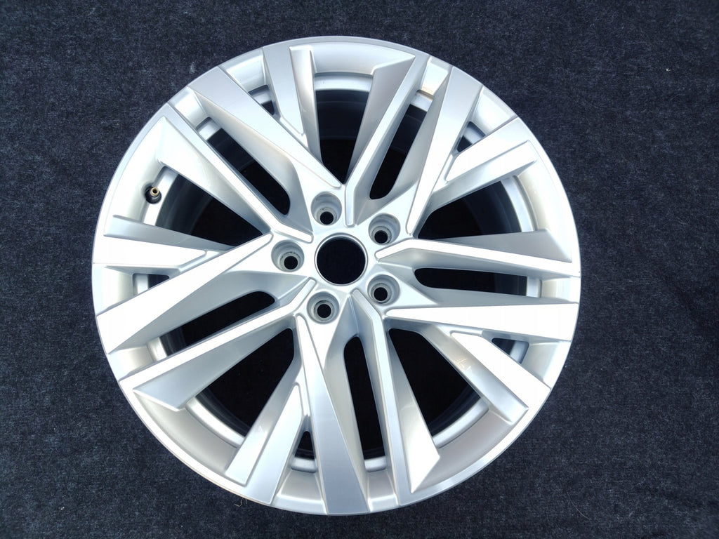 1x Alufelge 18 Zoll 7.5" 5x112 48ET Glanz 5E3601025BF Skoda Octavia 5e3 Iv FEL6241880459zo
