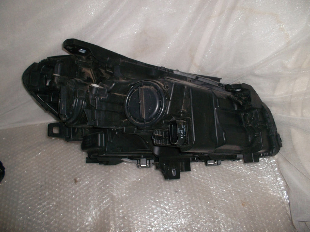 Frontscheinwerfer Mercedes-Benz W246 A2468205361 A2468205461 Rechts oder Links SCH8939690408ib