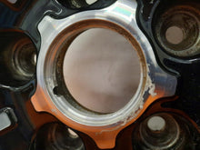 Laden Sie das Bild in den Galerie-Viewer, 1x Alufelge 16 Zoll 6.5" 5x114.3 Schwarz 8201698552 Dacia Rim Wheel FEL2480947605ug