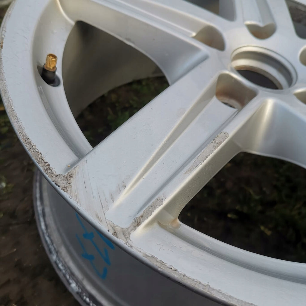 1x Alufelge 16 Zoll 6.5" 5x112 48ET Glanz Silber 8V0601025CR Audi A3 Rim Wheel FEL7857785387uf