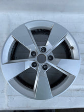 Load image into Gallery viewer, 1x Alufelge 17 Zoll 7.0" 5x112 45ET Glanz Silber 5L0601025G Skoda Yeti Rim Wheel FEL7453044073wk