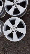 Load image into Gallery viewer, 4x Alufelge 17 Zoll 7.0" 5x105 38ET GGC11027 Opel Zafira C Rim Wheel FEL5898561622rl