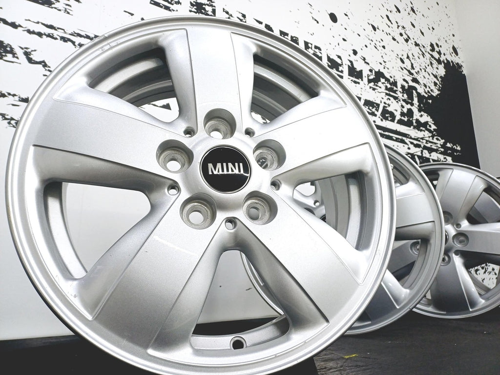 4x Alufelge 15 Zoll 5.5" 5x112 46ET Glanz Silber 6855101 Mini Rim Wheel