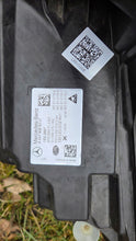 Laden Sie das Bild in den Galerie-Viewer, Frontscheinwerfer Mercedes-Benz W247 A2479066207 Rechts Scheinwerfer Headlight SCH7781321746ge